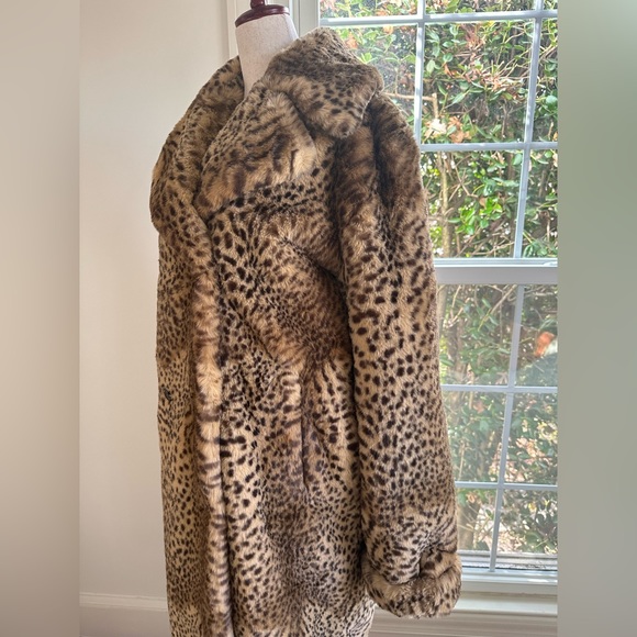✖️SOLD✖️ THE KOOPLES NWT Cheetah Animal Print Faux Fur Coat SOFTEST COAT EVER - Picture 12 of 16